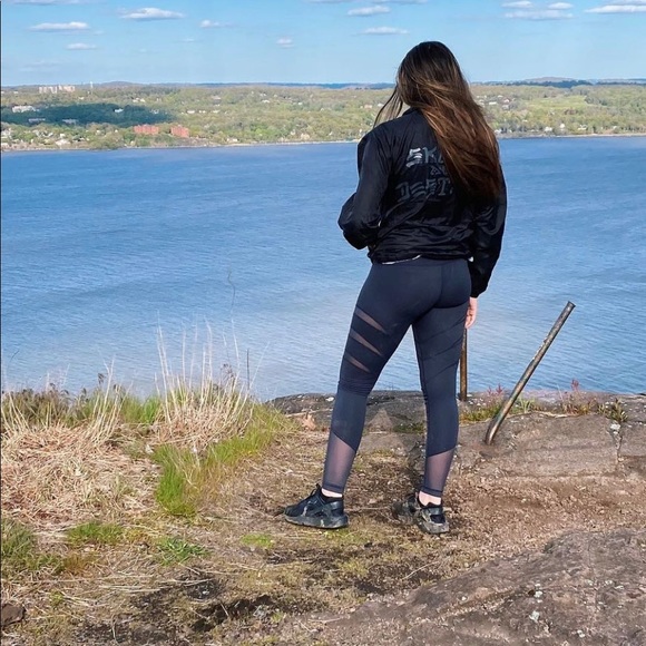 Gray Leggings - Picture 4 of 4